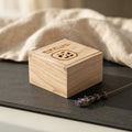 Holzbox mit Gravur – 8,4 × 8,5 × 5 cm (B × T × H)
